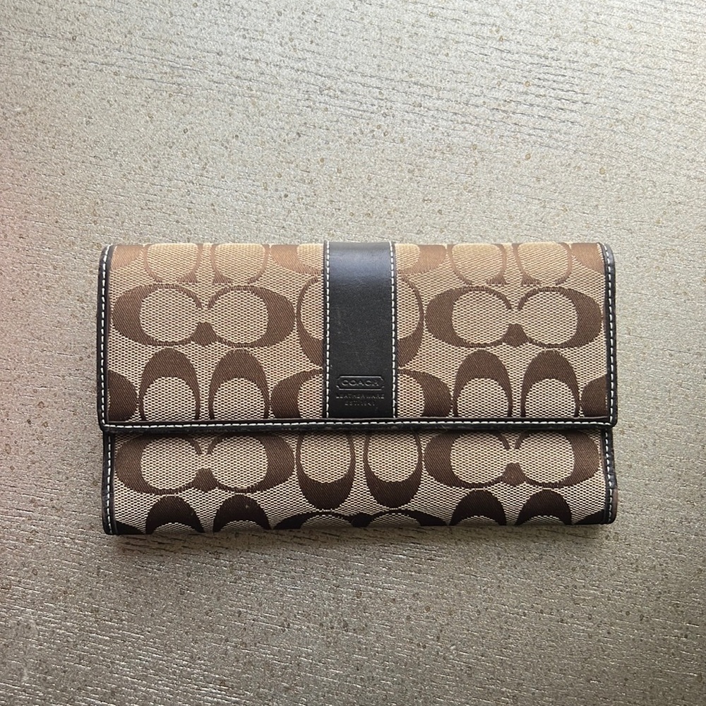 Coach Signature Bifold Wallet